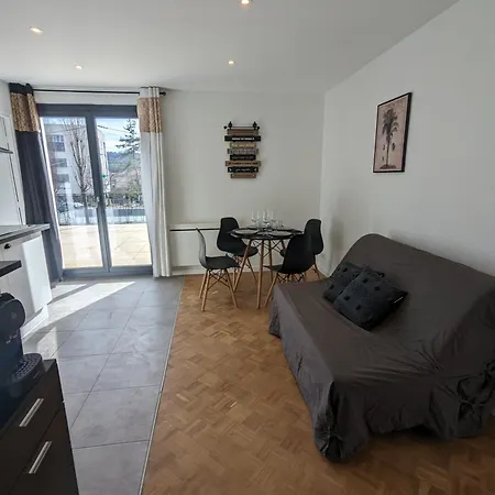 Apartment Cosy Et Moderne - Dent D'oche *